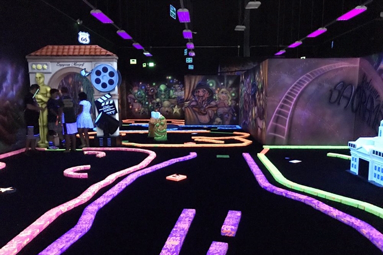 Cali Glo Indoor Entertainment - Elk Grove kids activities family-friendly attractions