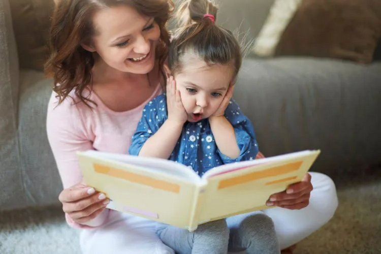7 Ways to Teach Your Child to Read Quickly
