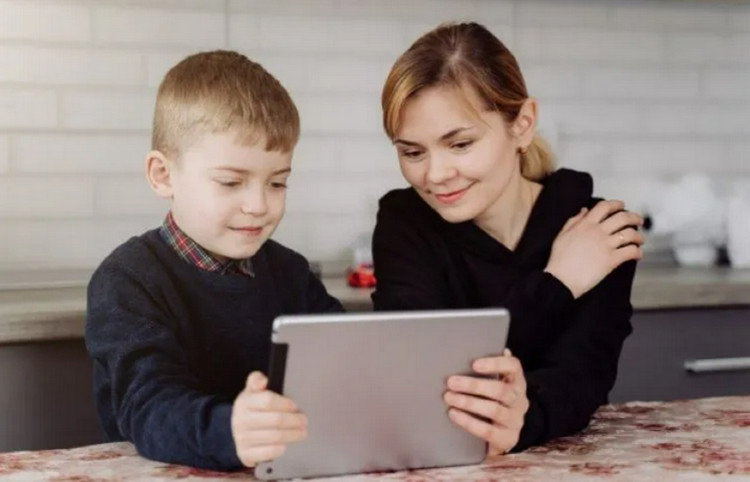 Distance Learning for Kids — 9 Tips for Parents