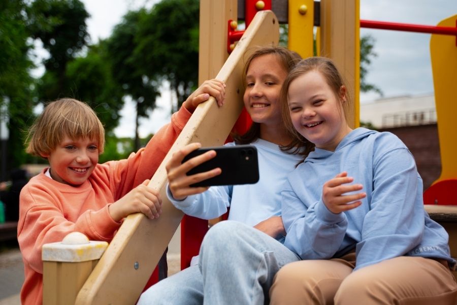How ABA Therapy in Sacramento Supports Kids Beyond the Classroom
